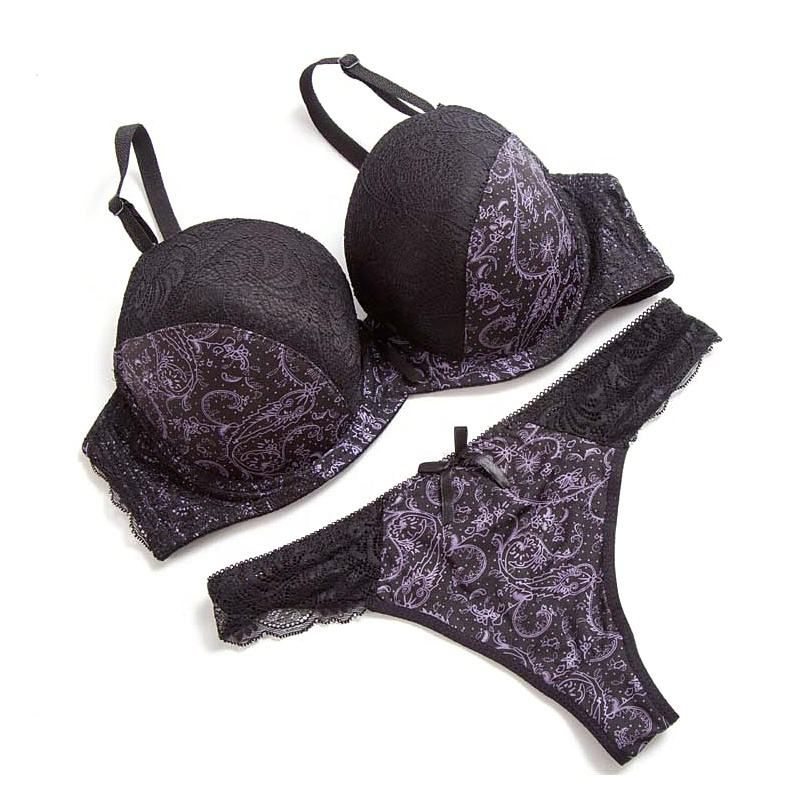 Smooth Finish Everyday Padded Bra Set