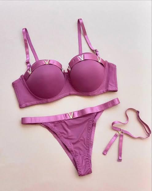 Smooth Finish Everyday Padded Bra Set