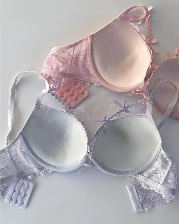 Lacy bra set