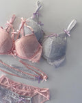 Lacy bra set